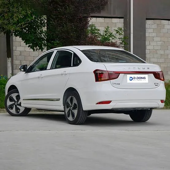 Evolt 4 eléctrico en ambiente exterior, foto 4 de 4